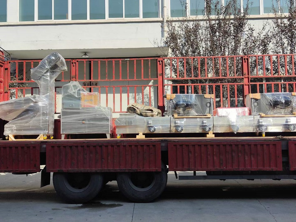 許昌智工8米全套炒腰果生產線專車發貨廣西 許昌智工8米全套炒腰果生產線專車發貨廣西